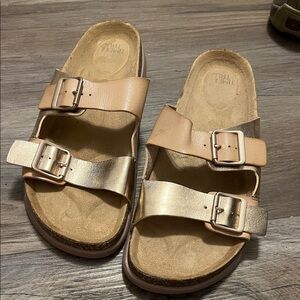 Time and Tru Tan and Gold Women's Sandals